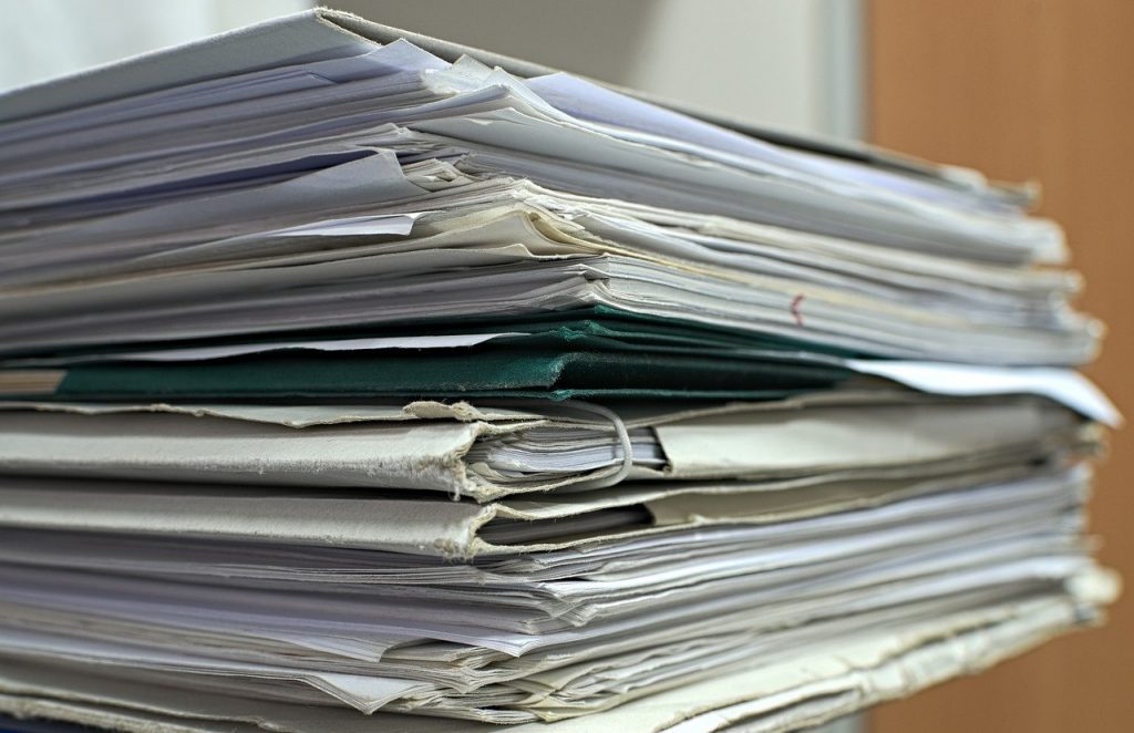 finanse, korekty, sprawozdania